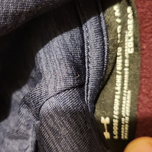 UnderArmour Hoddie - Picture 3 of 5